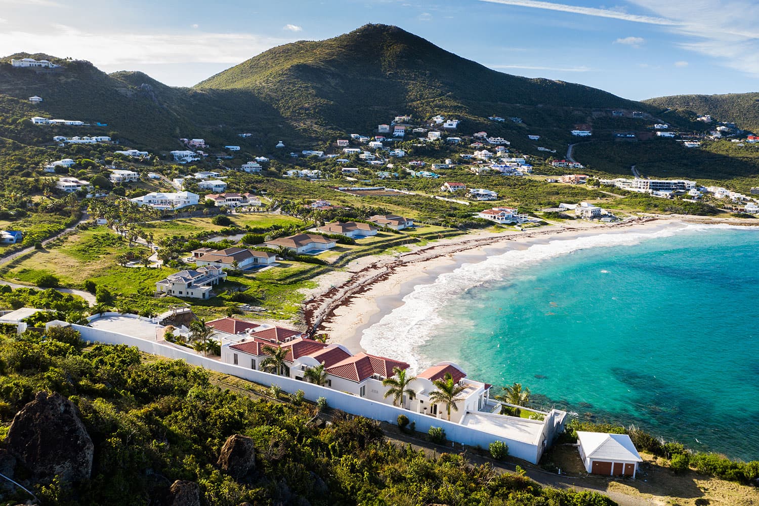 Prime location near St. Maarten's best attractions